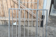 Obciążnik, skrzynka, kratka na przód do traktor